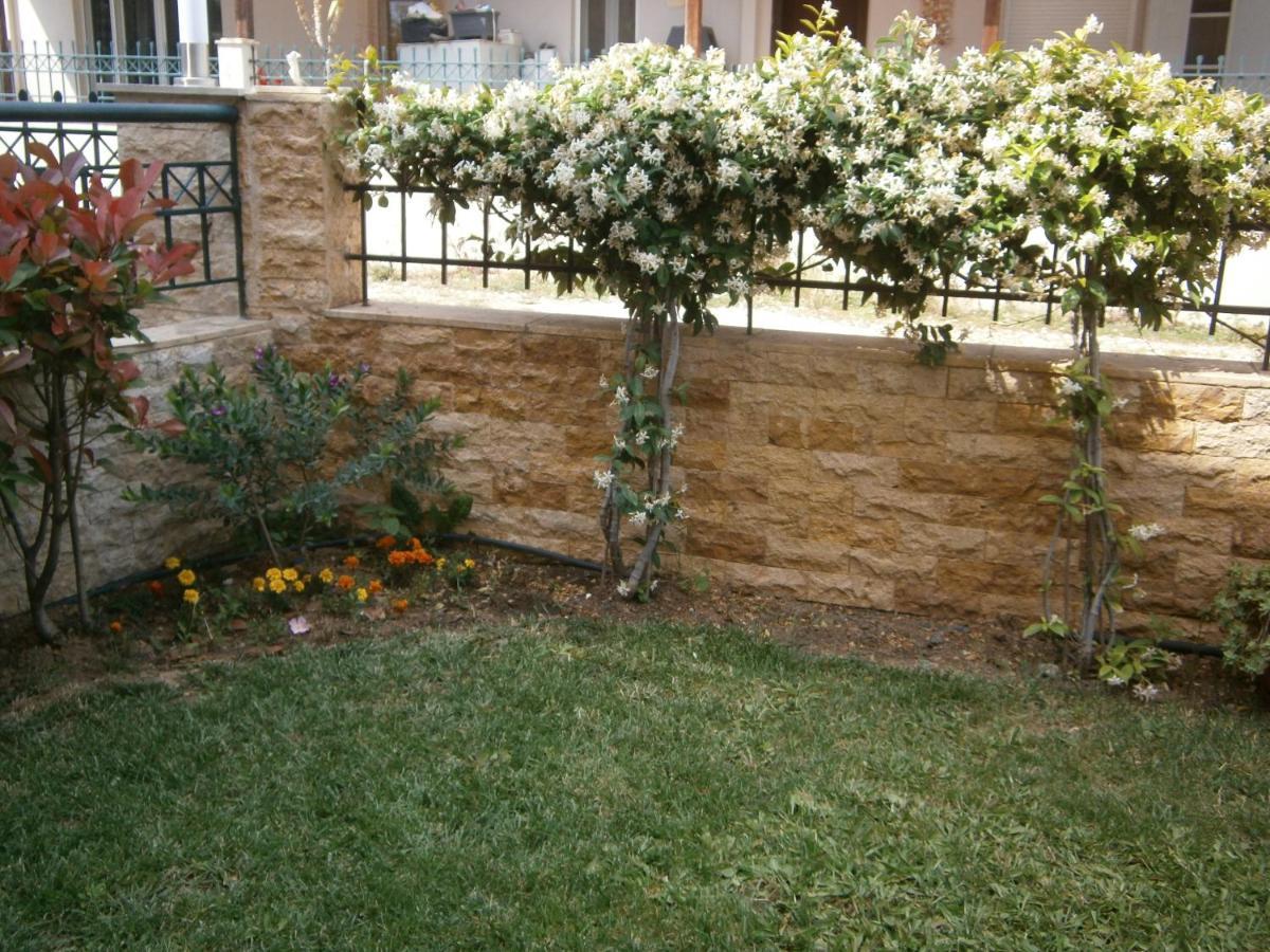 Sofia'S Villa นิกิติ ภายนอก รูปภาพ